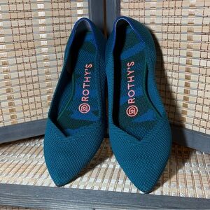 Rothy's Teal Pointed Flats
